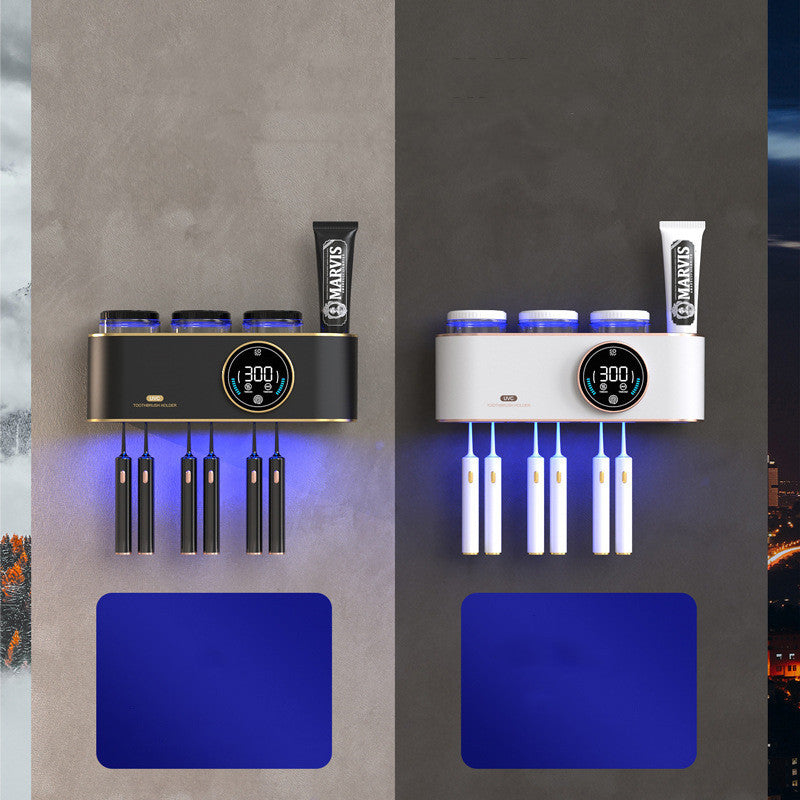 Toothbrush holder with drying function